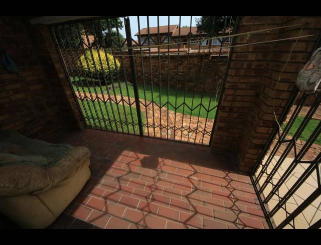 2 BEDROOM PROPERTY TO RENT IN BUCCLEUCH